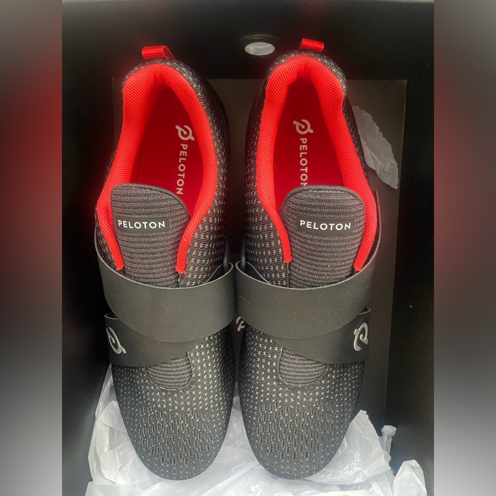 Peloton altos cycling shoes BN!